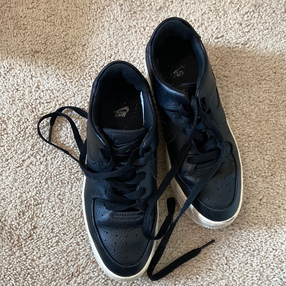 Nike high wedge air force women size 6